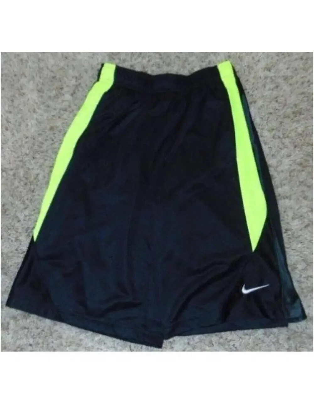 NIKE Basketball Shorts Boys L Elastic Waist Dri Fit Black Athletic Elastic Waist